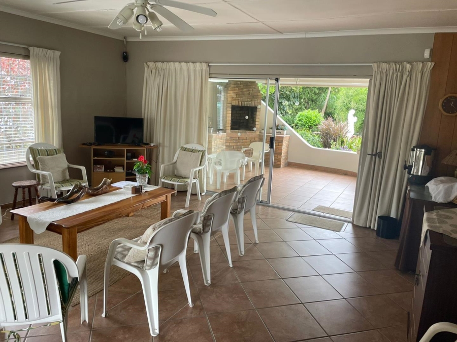 4 Bedroom Property for Sale in Beacon Bay Eastern Cape